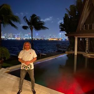 Meet your Posher, Josh